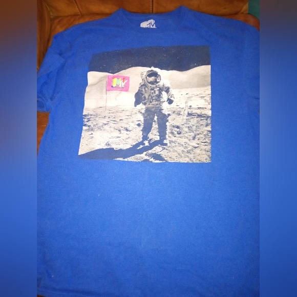 Vintage MTV T-shirt - Picture 1 of 2